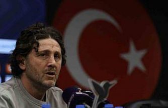 Fatih Tekke: "Kocaelispor bana göre 1 puan alacak, belki galip gelebilecek oyun oynadı"