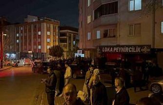 Gebze’de 5 katlı apartmanın girişinde çökme oluştu: Vatandaşlar tahliye edildi