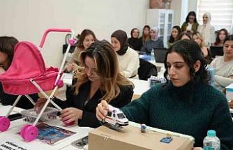 GİBTÜ öğrencilerinden görme engelli annelere özel proje