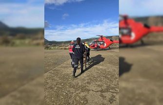 Gökçeada’da rahatsızlanan hasta helikopter ambulansla Çanakkale’ye sevk edildi