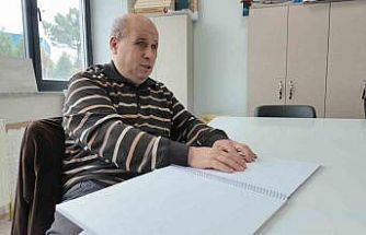 Görme engelliler Braille alfabesiyle Kur’an-ı Kerim öğreniyor