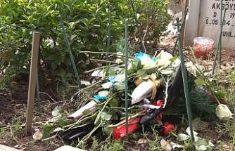 Güngören’de bıçaklanarak öldürülen Atlas Çağlayan’ın mezarı yapılıyor