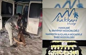 Hakkari’de 28 kilo 600 gram gelen metamfetamin ele geçirildi