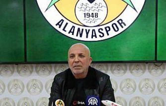 Hasan Çavuşoğlu: "Şimdiye kadar hocamızın oyuncu talebi olmadı"