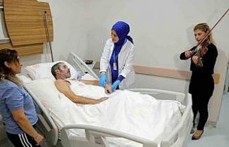 Hasta yakınlarına dualı manevi destek