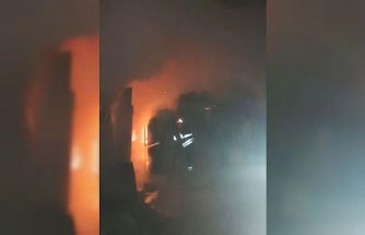 Hatay’da konteyner alevlere teslim oldu