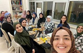 Hem konaklıyorlar hem açılan kurslarla kendilerini geliştiriyorlar