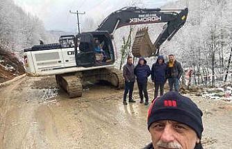 Heyelan nedeniyle kapanan yol onarıldı