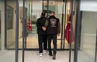 İzmir’de 27 yıl hapis cezasıyla aranan şahıs yakalandı