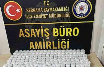 İzmir’de 8 bin adet uyuşturucu hapla yakalanan şüpheli tutuklandı