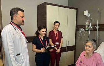 İzmir’de akciğerini kaybeden hasta karın dokusu nakliyle sağlığına kavuştu