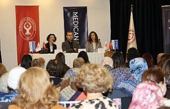 İzmir’de, uzmanlardan rahim ağzı kanseri ve HPV aşısının önemi semineri
