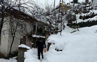 Karabük Belediyesi kış şartlarında hizmetlerini sürdürüyor