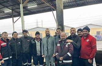 Karadeniz Ereğli’de temizlik işleri ekipleri karla mücadelede tam kadro sahada