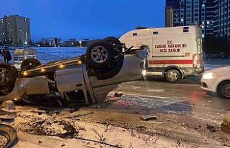 Karaman’da buzlanma kazaya yol açtı: 2 yaralı