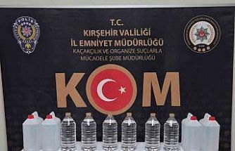 Kargo gönderisinde el yapımı etil alkol ele geçirildi