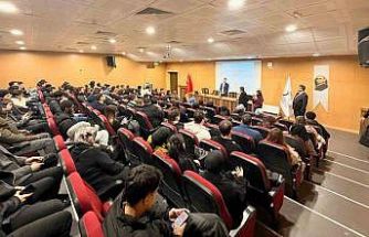 KBÜ’de kariyer planlaması ve KPSS semineri