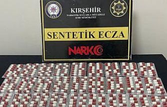 Kırşehir’de 3 şahsın üzerinden 490 adet uyuşturucu çıktı