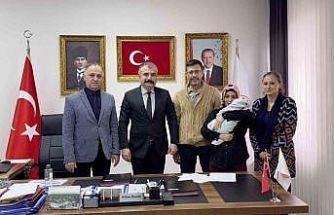 Koruyucu aile projesi bir çocuğu daha sıcak yuvaya kavuşturdu