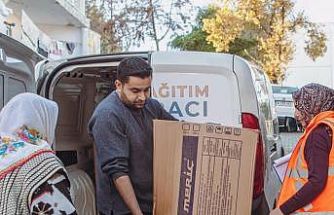 Kuşadası Belediyesi’nin soba yardımı başladı