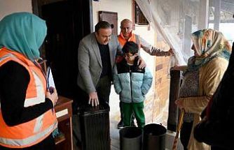 Kuşadası’nda evler ve yürekler dayanışmayla ısınıyor
