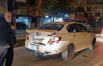 Manavgat’ta 3 aracın karıştığı zincirleme kazada yaralanan olmadı