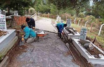 Manisa’da mezarlıklara kapsamlı bakım
