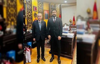 MHP Aydın’da bayrak değişimi