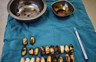 Midesinde taşıdığı uyuşturucu maddeler polisin dikkatinden sayesinde ele geçirildi