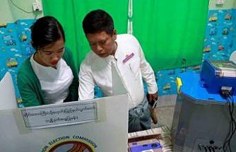 Myanmar’da halk parlamento seçiminin ikinci turu için sandık başında