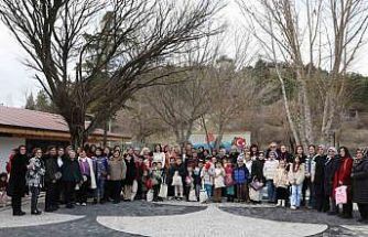 Nilüferli kadınların hediyeleri Harmancık’a ulaştı