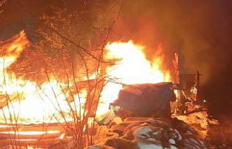 Ordu’da ahşap ev ve samanlıkta yangın