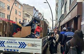 Ordu’da kaldırımı işgal eden malzemeler toplandı