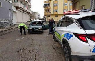 Otomobille motosiklet çarpıştı: 2 yaralı