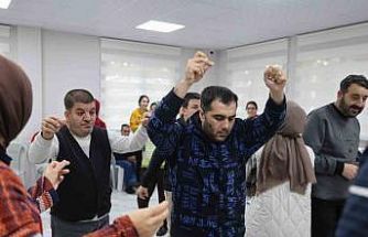 Özel bireyler müzik dolu gecede doyasıya eğlendi