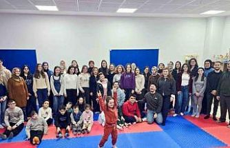 Özel eğitim öğrencileri BŞEÜ’de oyunla öğrenmenin keyfini yaşadı
