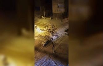 Polatlı’da kar yağışı yolları buz pistine çevirdi