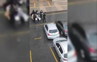 Polis kalkanı, bebeği ve annesini fırtınadan korudu