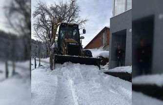 Rize’de 59 köy yoluna kar engeli