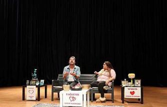 "Ruh Öküzüm" oyunu sanatseverlerden yoğun ilgi gördü