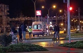 Sakarya’da otomobil ile motosiklet çarpıştı: 2 yaralı