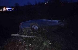 Samsun’da otomobil şarampole yuvarlandı: 3 yaralı