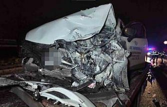 Sancaktepe’de ters şeritte ilerleyen otomobil dehşet saçtı: İki araç çarpıştı, 2 kişi yaralandı