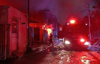 Şanlıurfa’da oduncular pazarında yangın