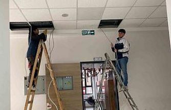 Sarıgöl’ün en büyük okulu klimalarla donatılıyor