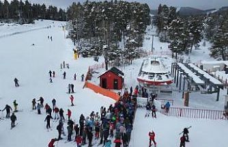 Sarıkamış’ta "Kristal" heyecan: Kayak sezonu zirve yapıyor