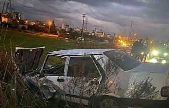 Serik’te iki otomobilin karıştığı kazada 1 kişi yaralandı