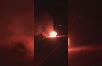 Seyir halindeki otomobil alevlere teslim oldu