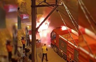 Seyir halindeki otomobil küle döndü