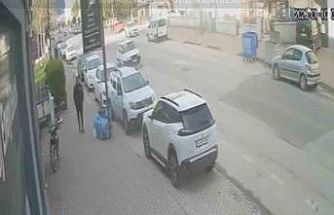 Şiddetli lodos tabelayı kopardı, facia kıl payı atlatıldı